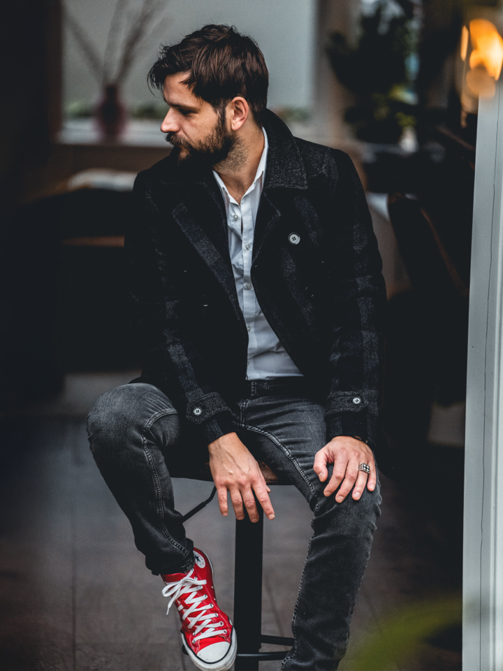 Gratis tip: ALTIJD wegkijken Gratis tip: ALTIJD wegkijken